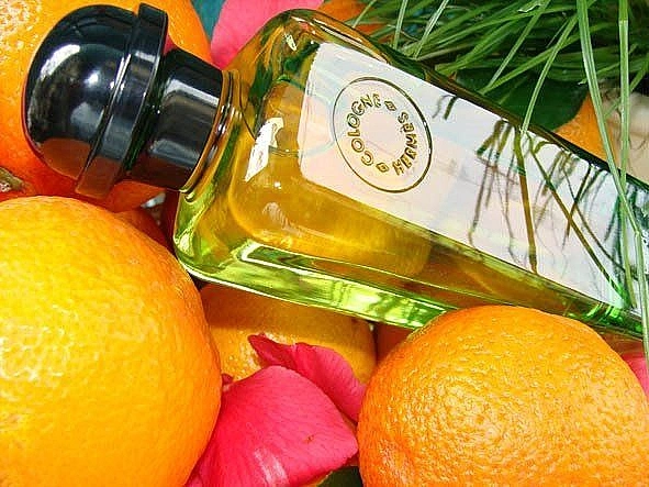 Hermès – Eau de Pamplemousse Rose
