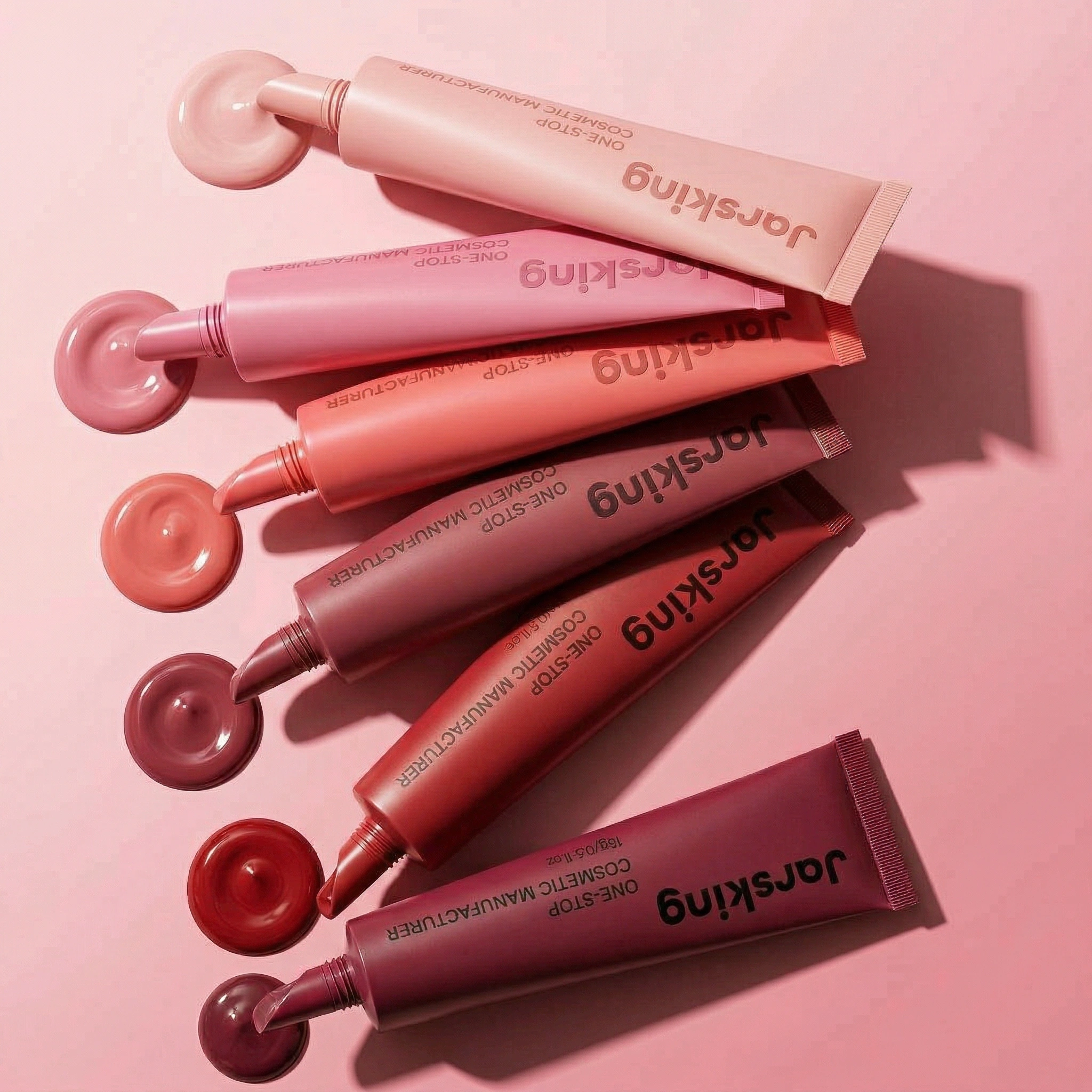 Editorial_beauty_flat-lay_featuring_six_Jarsking