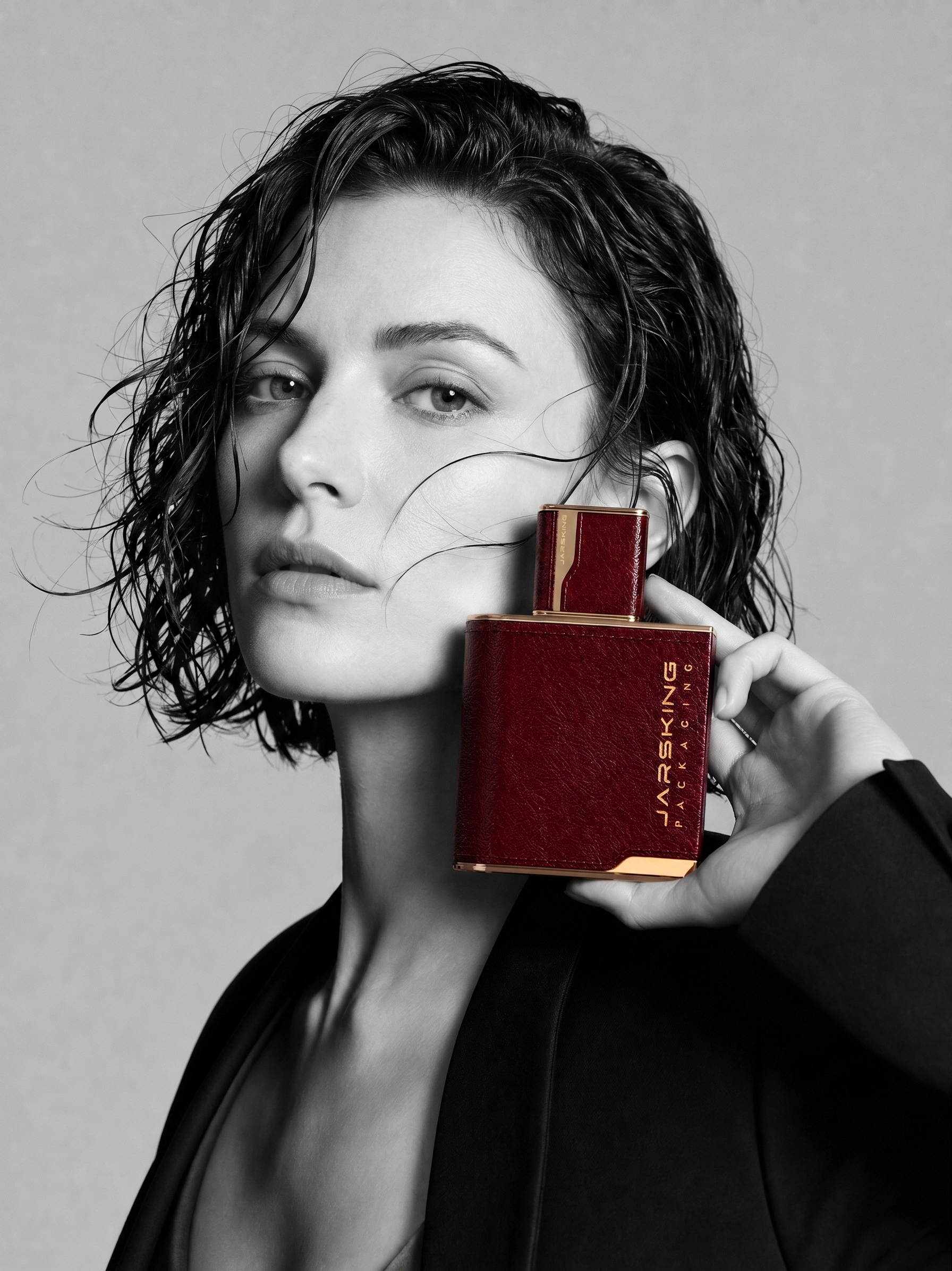 luxury-leather-perfume-bottle-private-label-campaign